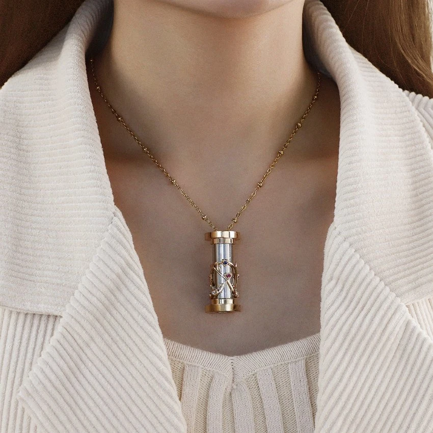 Kaleidoscope Diamond Necklace Fashion Simple Temperament Letter Jewelry Clavicle Chain Wholesale Pendant